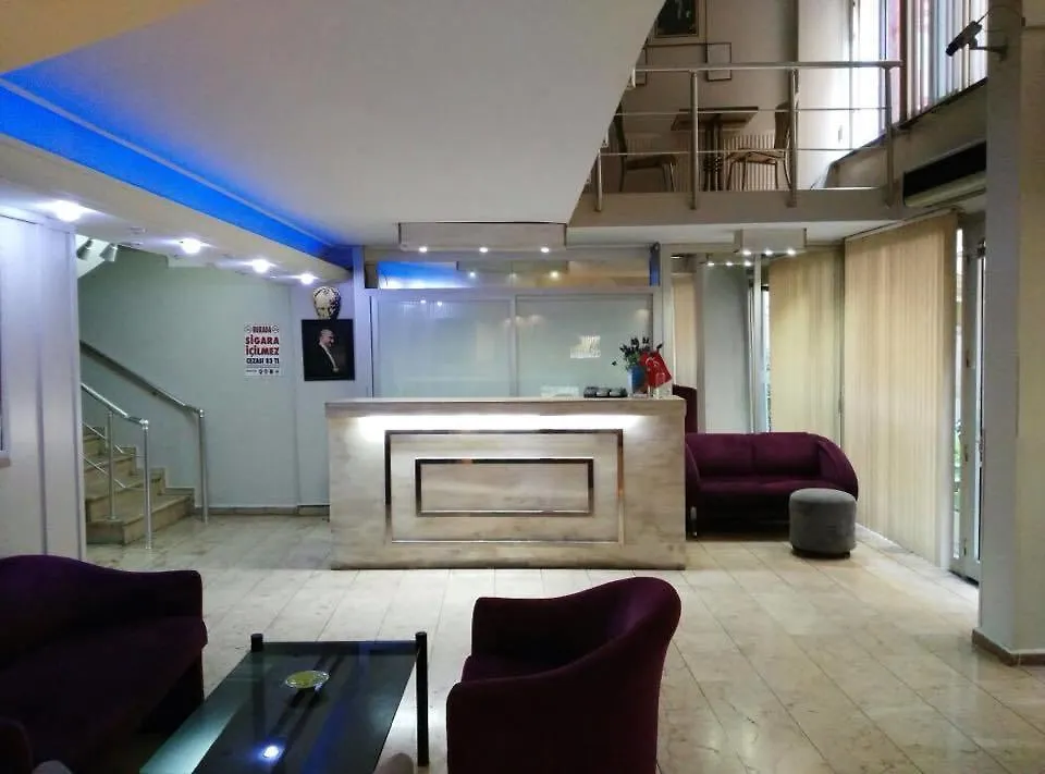 Cagla Pinar Hotel İzmir 3*,